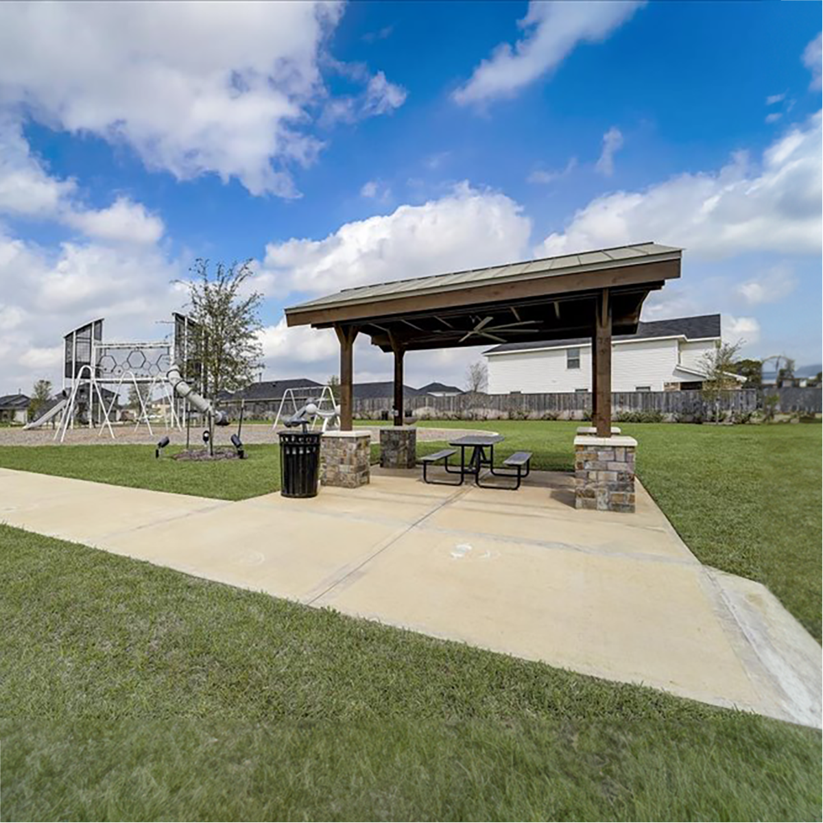 Becker Fields_Community-Amenities_Picnic Area