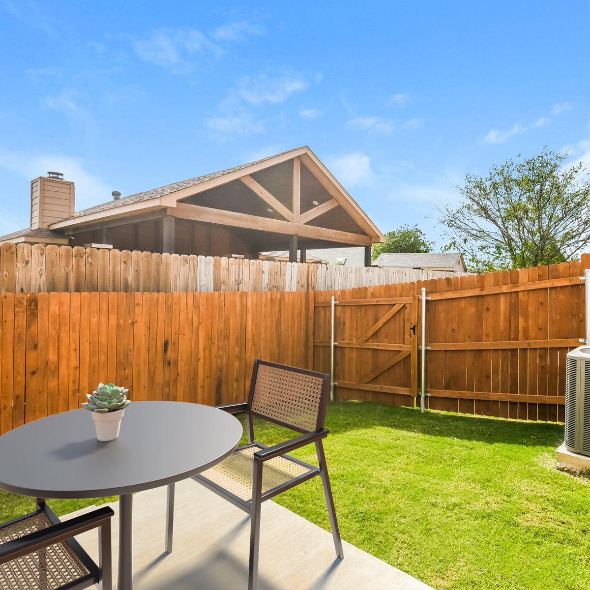 Bluebonnet Trail Townhomes_Home Features_Fenced Yard